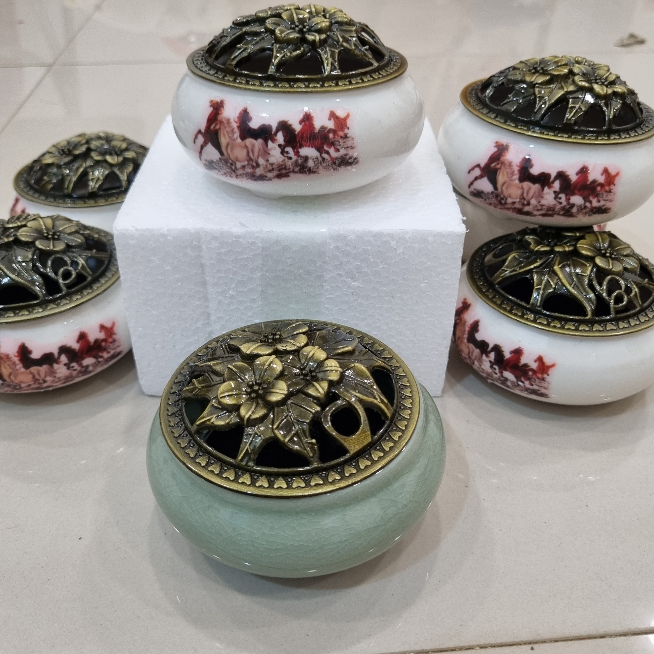 Lư xông Trầm men sứ cao cấp nắp đồng tặng kèm lót chống cháy [XƯỞNG TRẦM ÂU LẠC]
