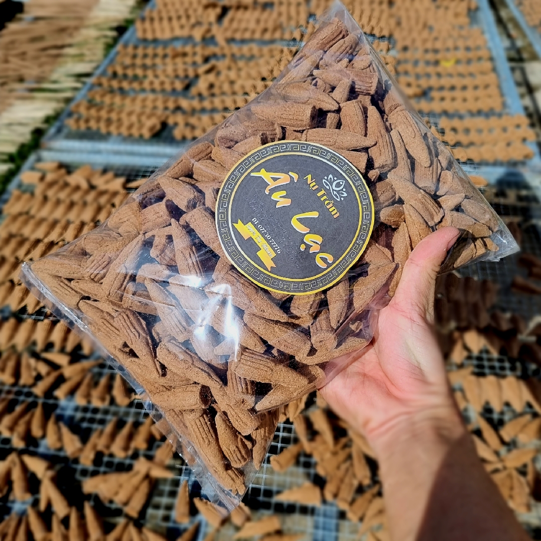 Gói trầm nụ 100g thơm diệu nhẹ không cây mắt hàng tự nhiên 100% [Xưởng Trầm Âu Lạc] khoản 50 nụ